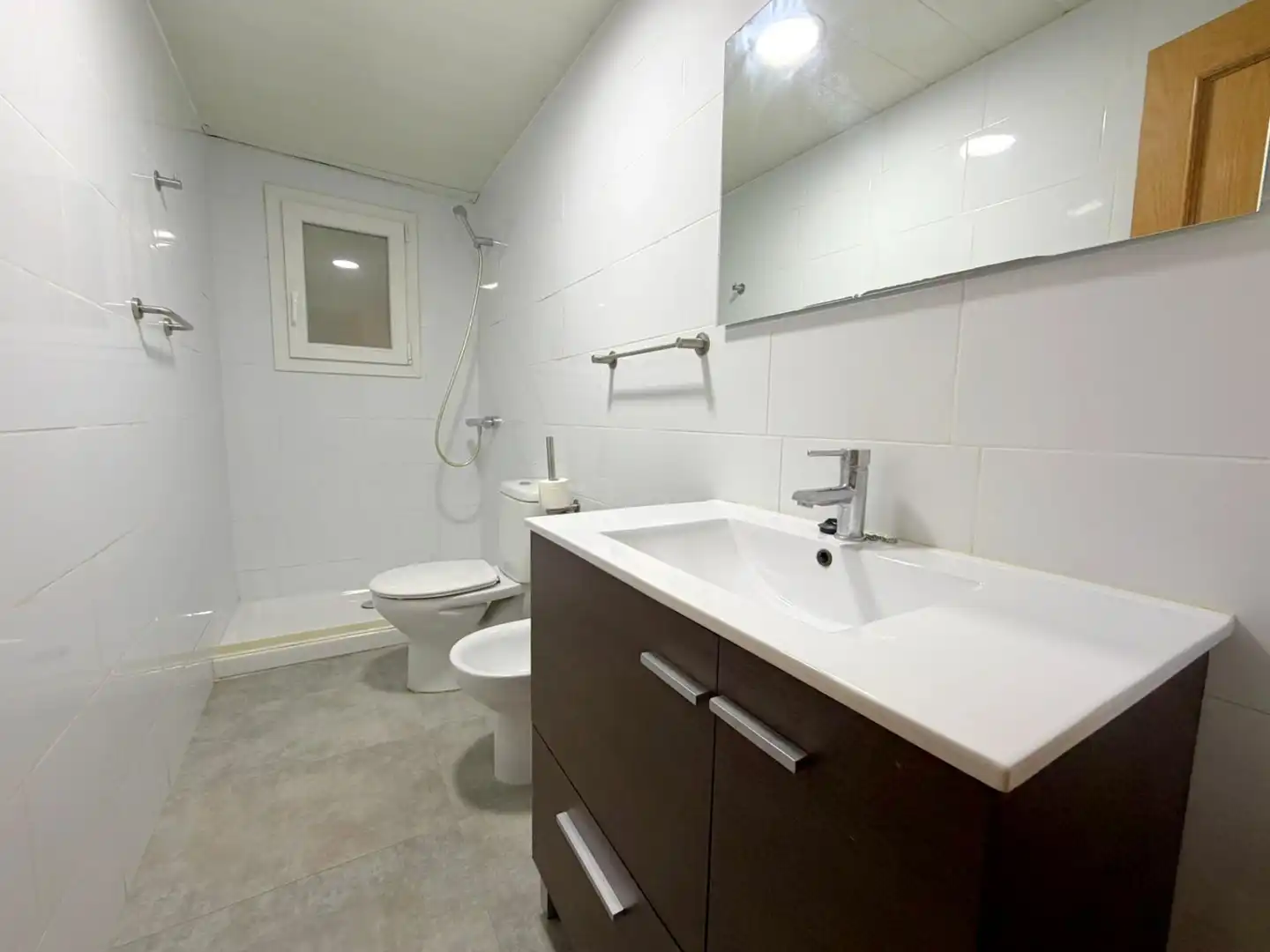 Badezimmer von Wohnung zum Verkauf in L'Hospitalet de Llobregat mit Balkon