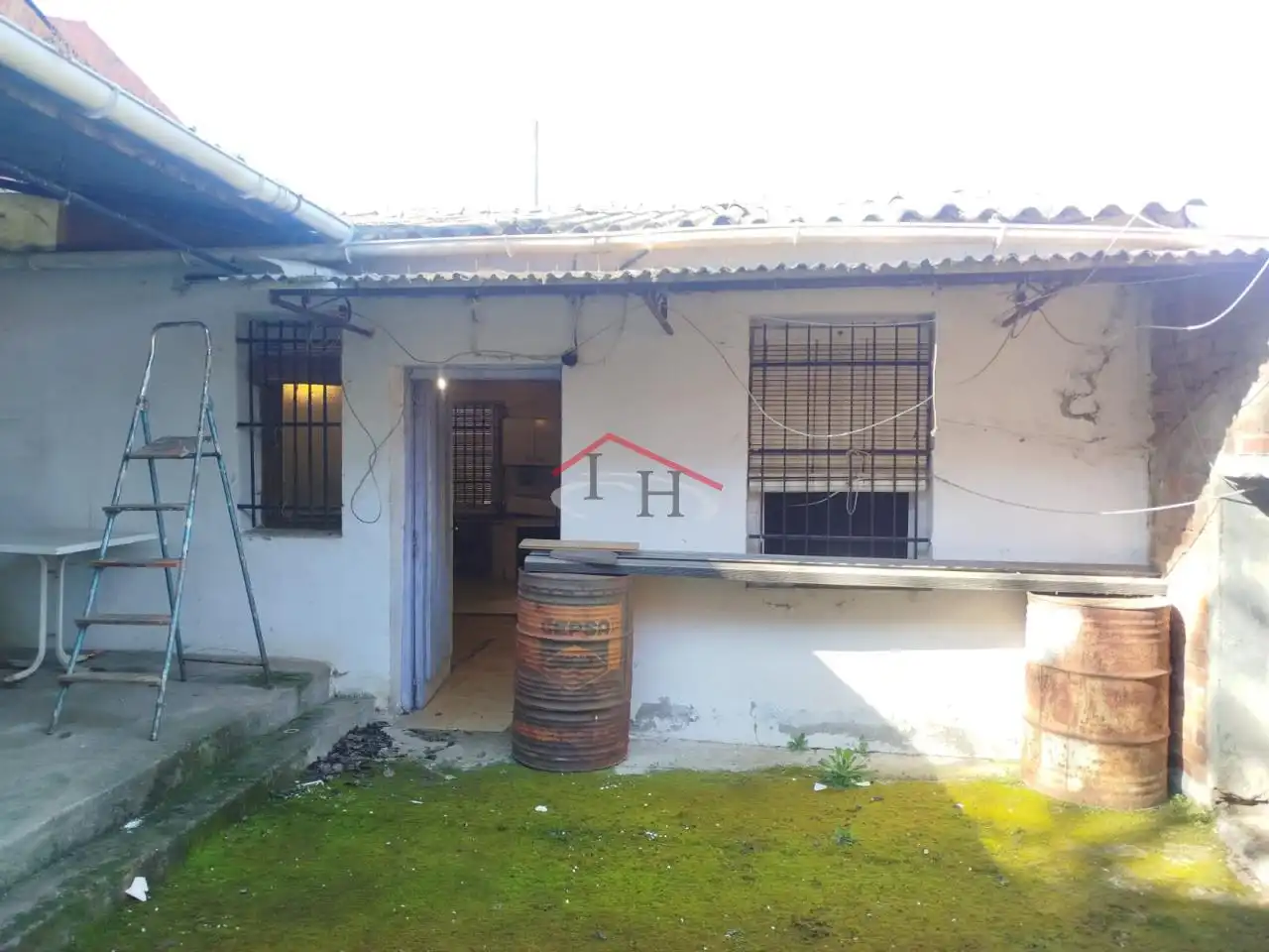 Vista exterior de Casa o chalet en venta en Chozas de Abajo con Jardín privado