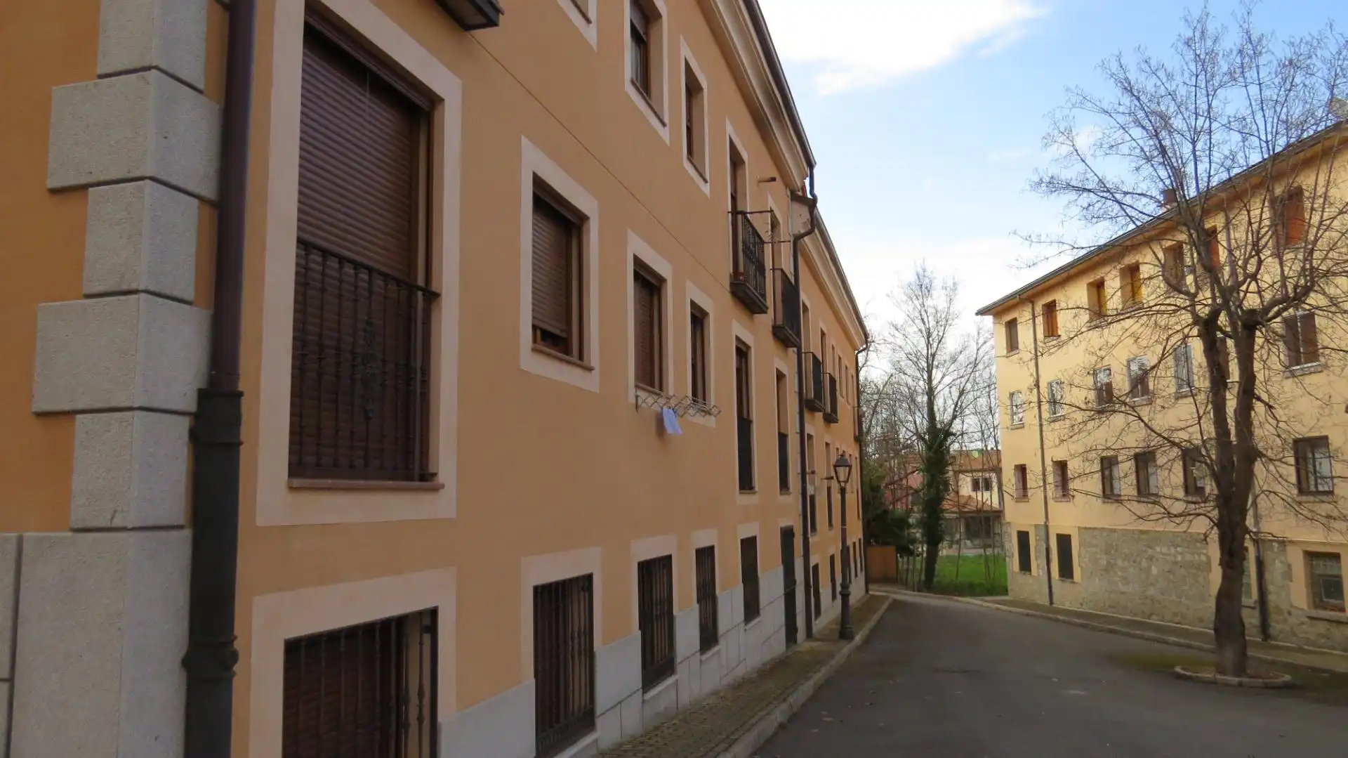 Vista exterior de Piso en venta en Real Sitio de San Ildefonso con Calefacción