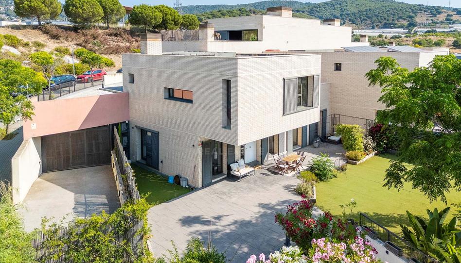 Photo 1 of Single-family semi-detached for sale in Vallveric, Barcelona