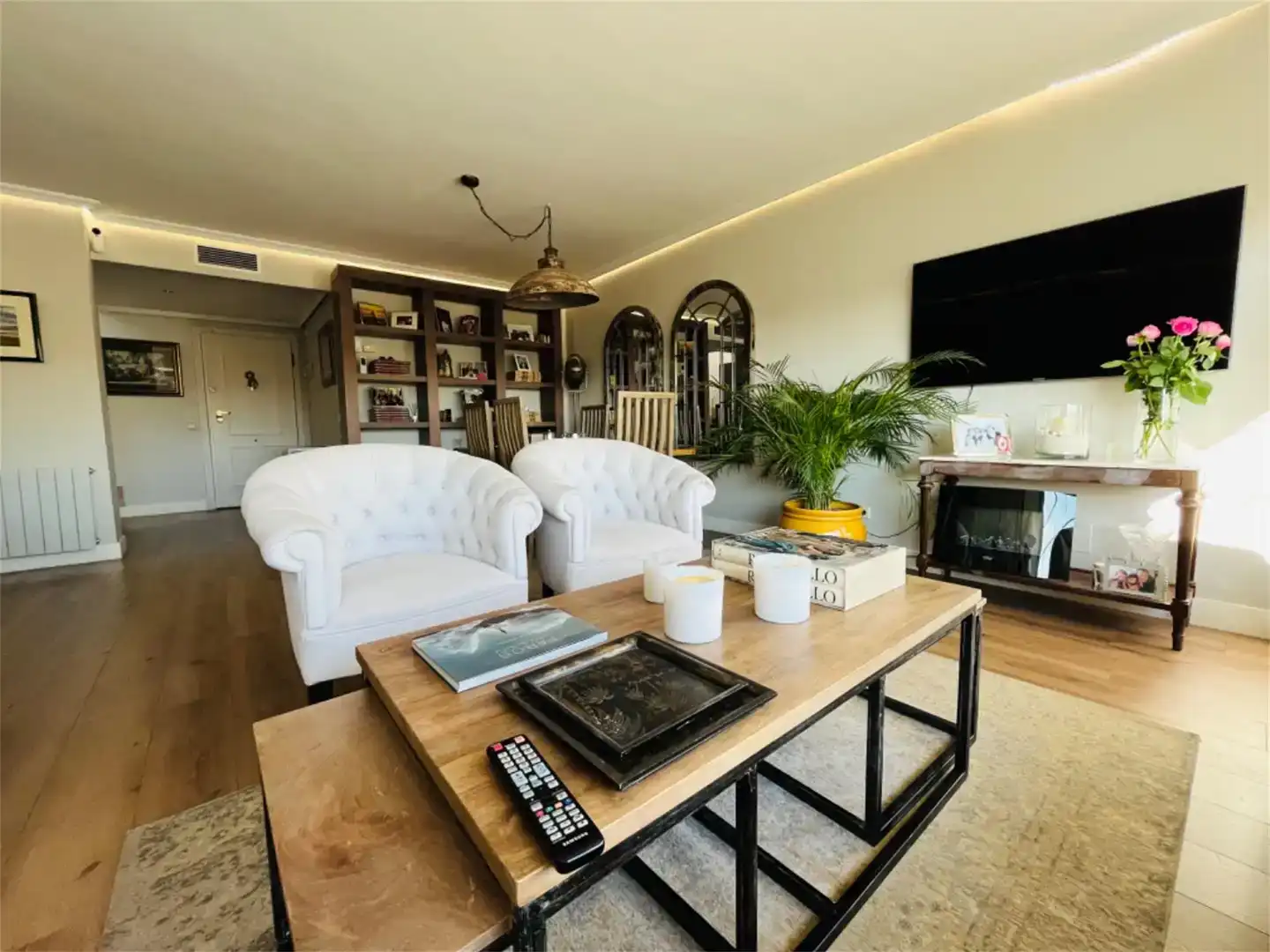 Sala de estar de Dúplex en venta en Madrid con Aire acondicionado y Piscina