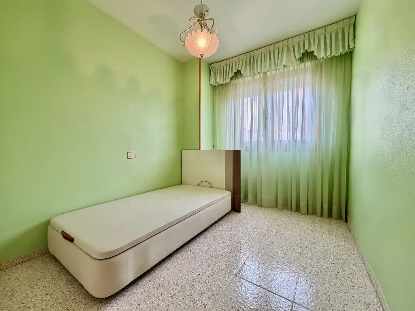 Bedroom of Flat for sale in Abarán  with Air Conditioner and Heating