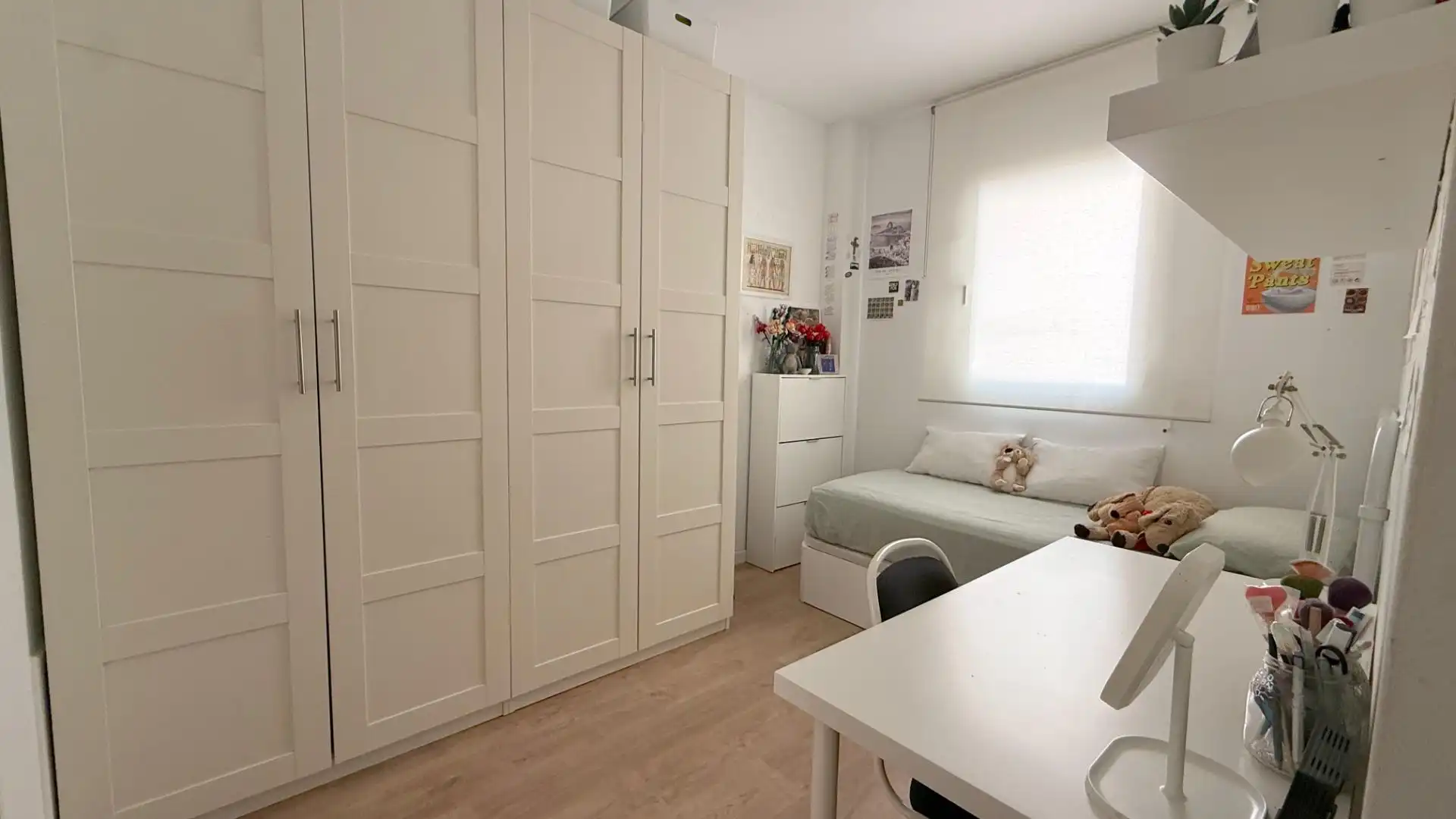 Bedroom of Flat for sale in Barcelona  with Air Conditioner, Heating and Parquet flooring