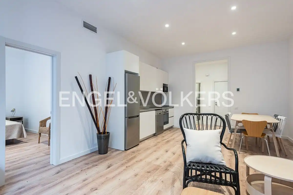 Flat with terrace to rent in Ciutat Vella, imagen 7