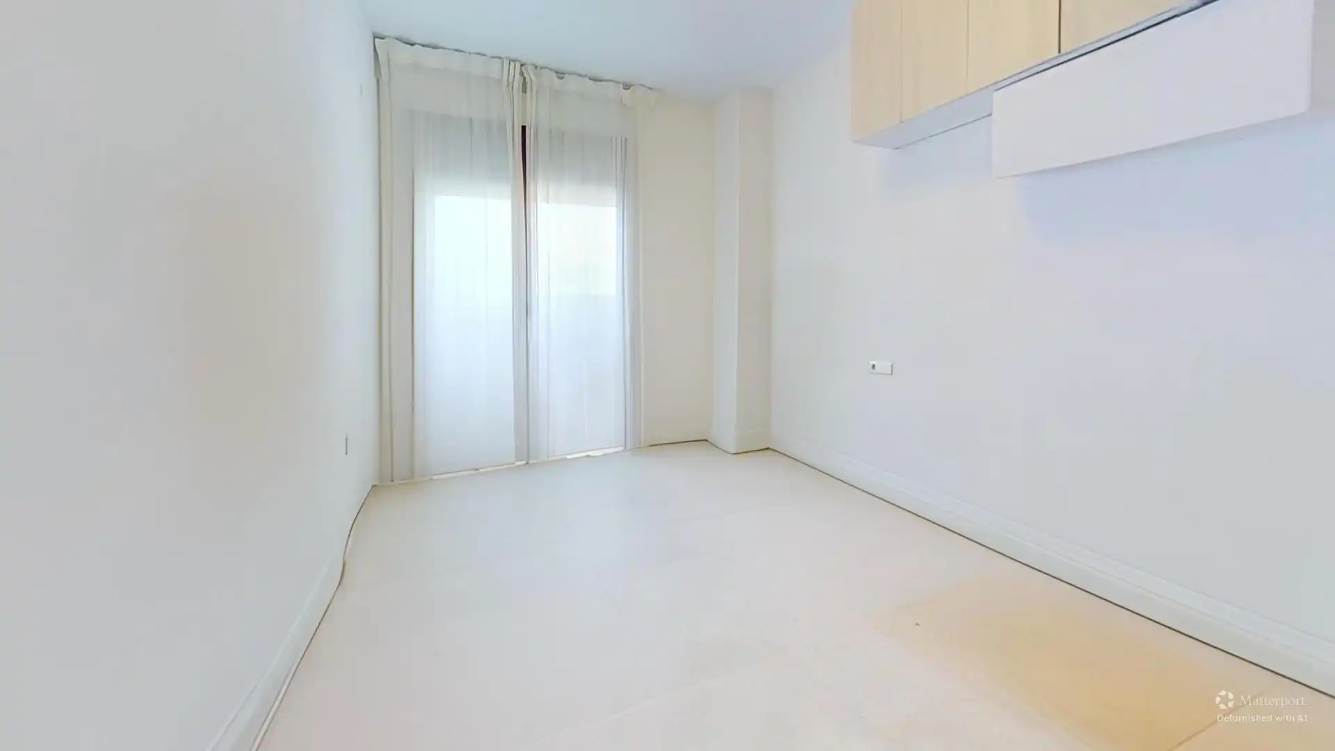 Schlafzimmer von Wohnung zum Verkauf in Valencia mit Klimaanlage, Privatgarten und Terrasse