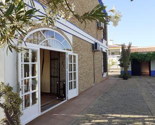 Vista exterior de Casa o xalet en venda en Almonte amb Terrassa