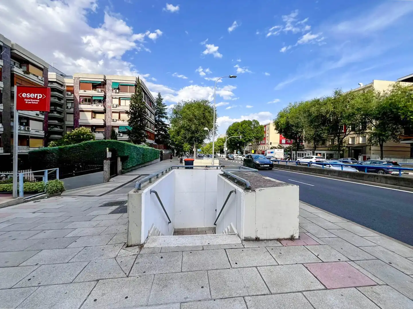 Exterior view of Garage for sale in Madrid