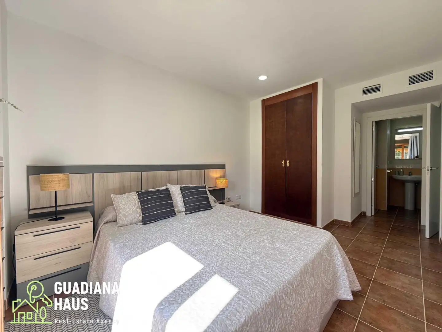 Bedroom of Apartments for sale in Ayamonte  with Air Conditioner, Private garden and Terrace