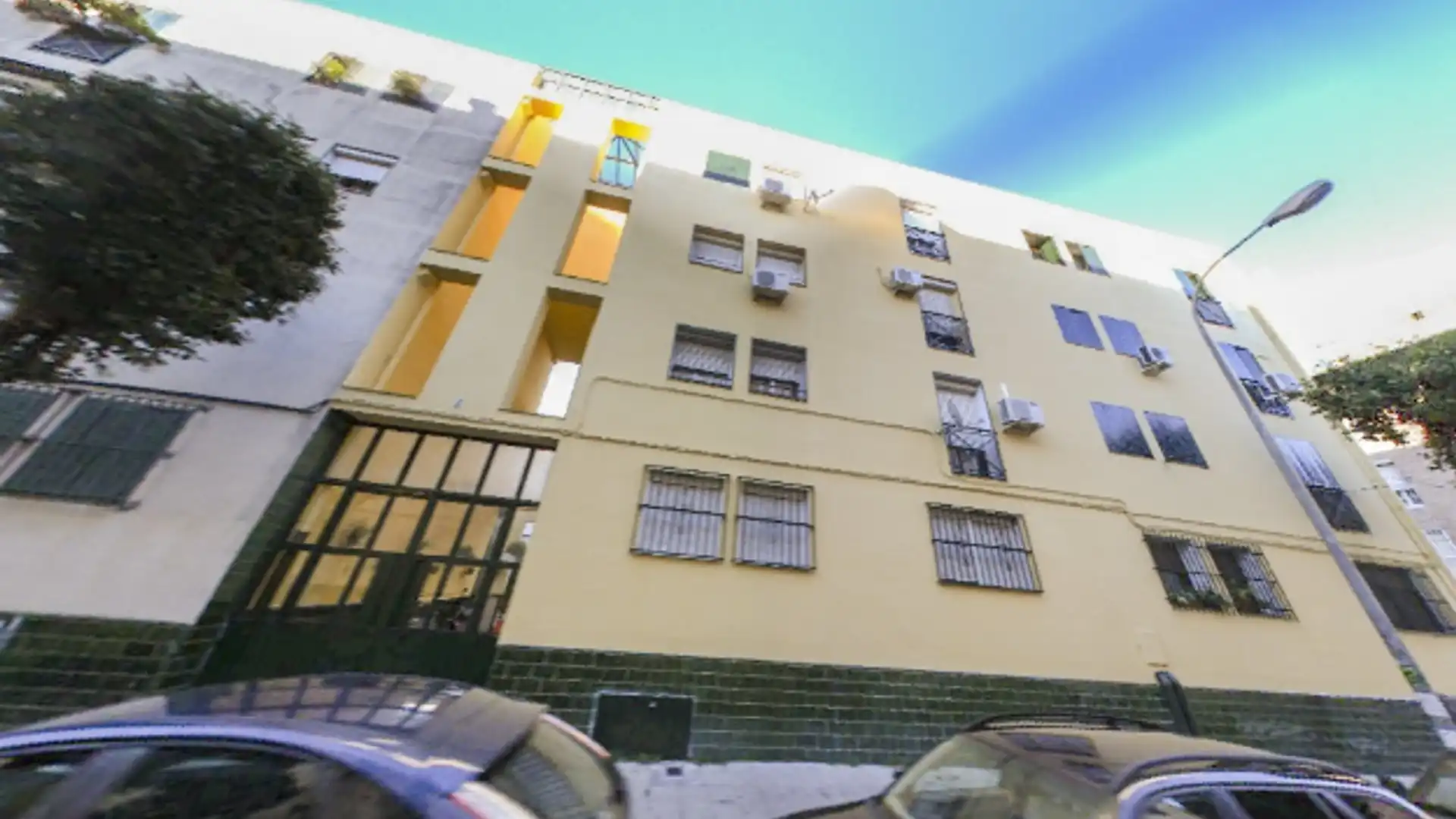 Vista exterior de Piso en venta en  Sevilla Capital