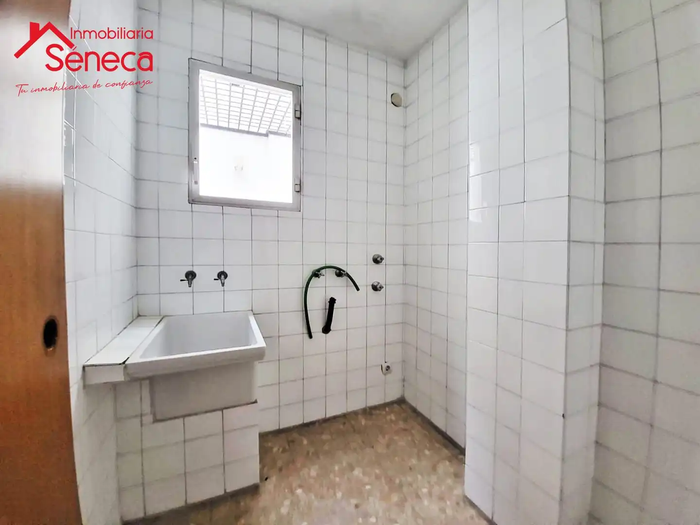 Bany de Edifici en venda en Córdoba