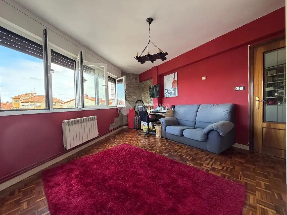 Sala de estar de Piso en venta en Castro-Urdiales