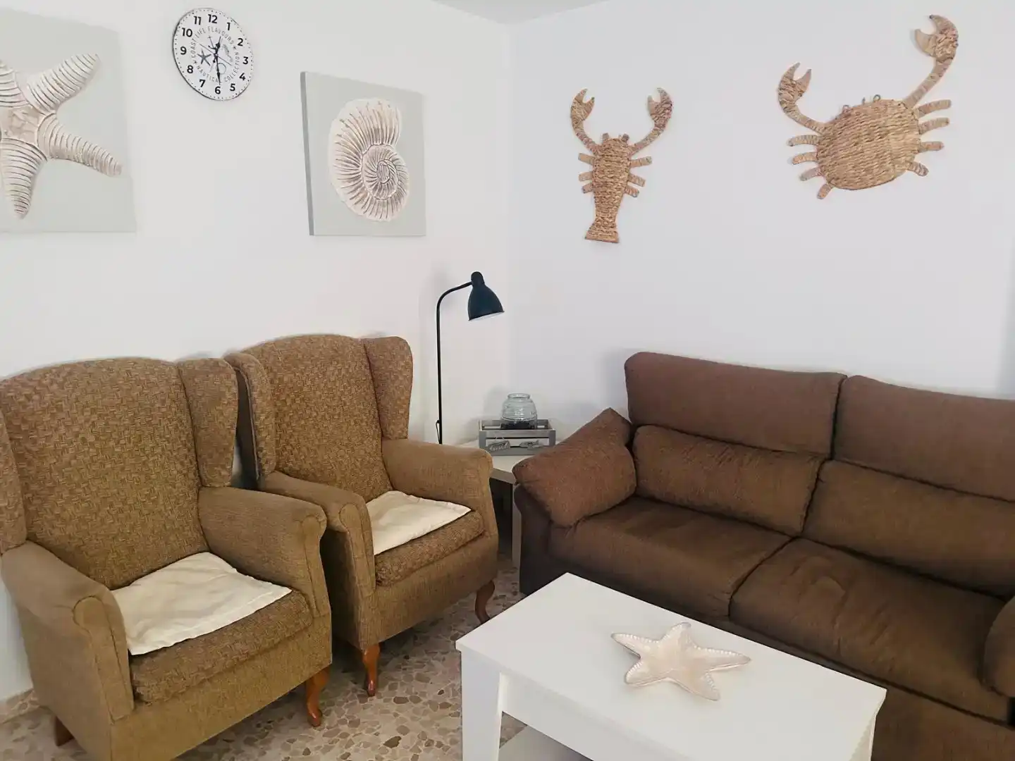 Sala d'estar de Pis de lloguer en Chipiona amb Aire condicionat, Moblat i Rentadora