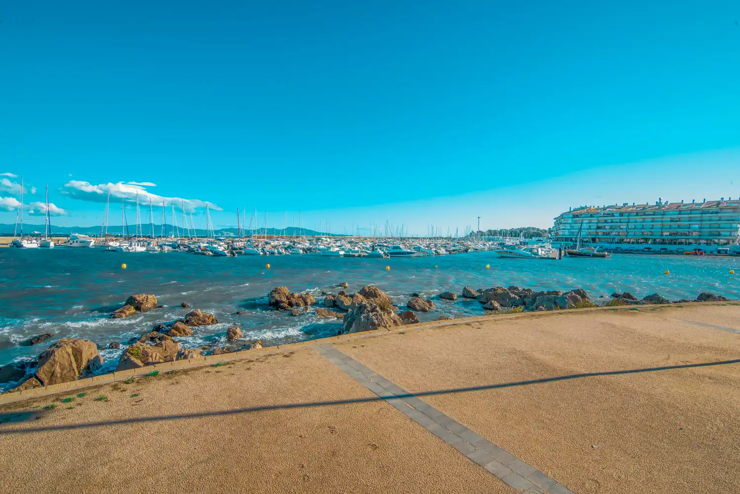 Vista exterior de Casa o chalet en venta en L'Escala con Aire acondicionado, Calefacción y Jardín privado
