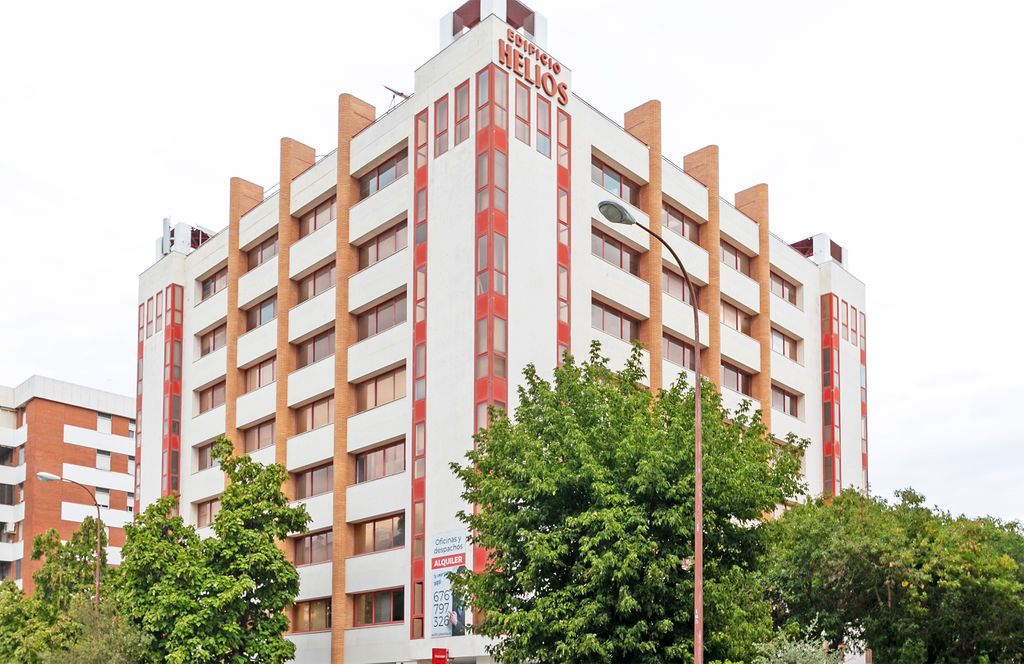 Exterior view of Office for sale in  Sevilla Capital