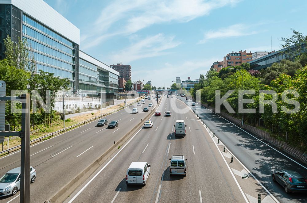 Exterior view of Apartment for sale in  Madrid Capital  with Heating, Private garden and Terrace
