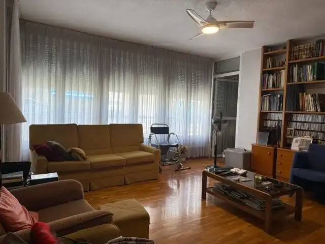 Sala d'estar de Pis en venda en Murcia amb Parquet