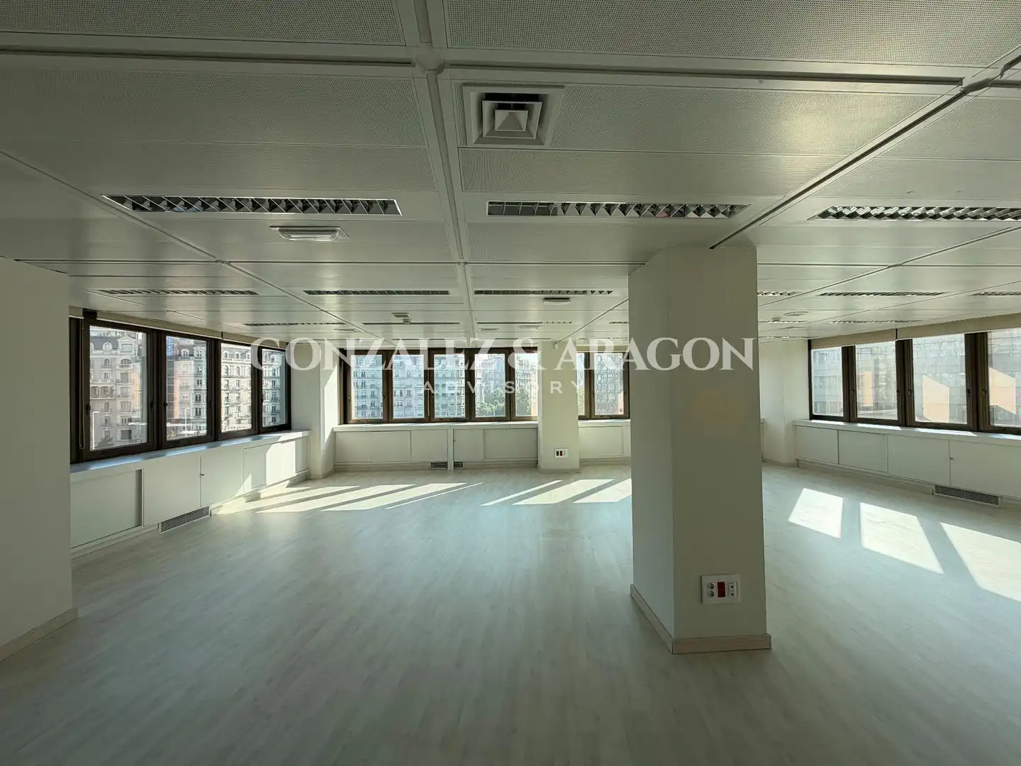 Oficina de alquiler en Barcelona con Aire acondicionado y Calefacción