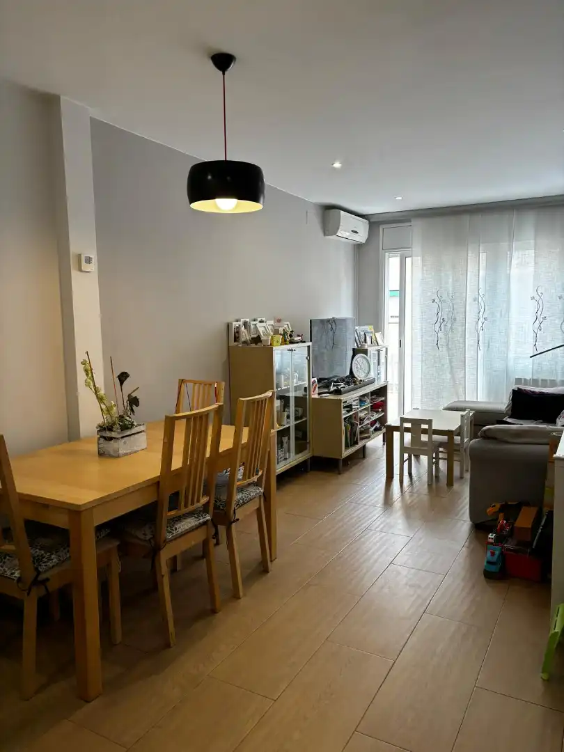 Esszimmer von Wohnung zum Verkauf in Badalona mit Klimaanlage, Heizung und Parkett