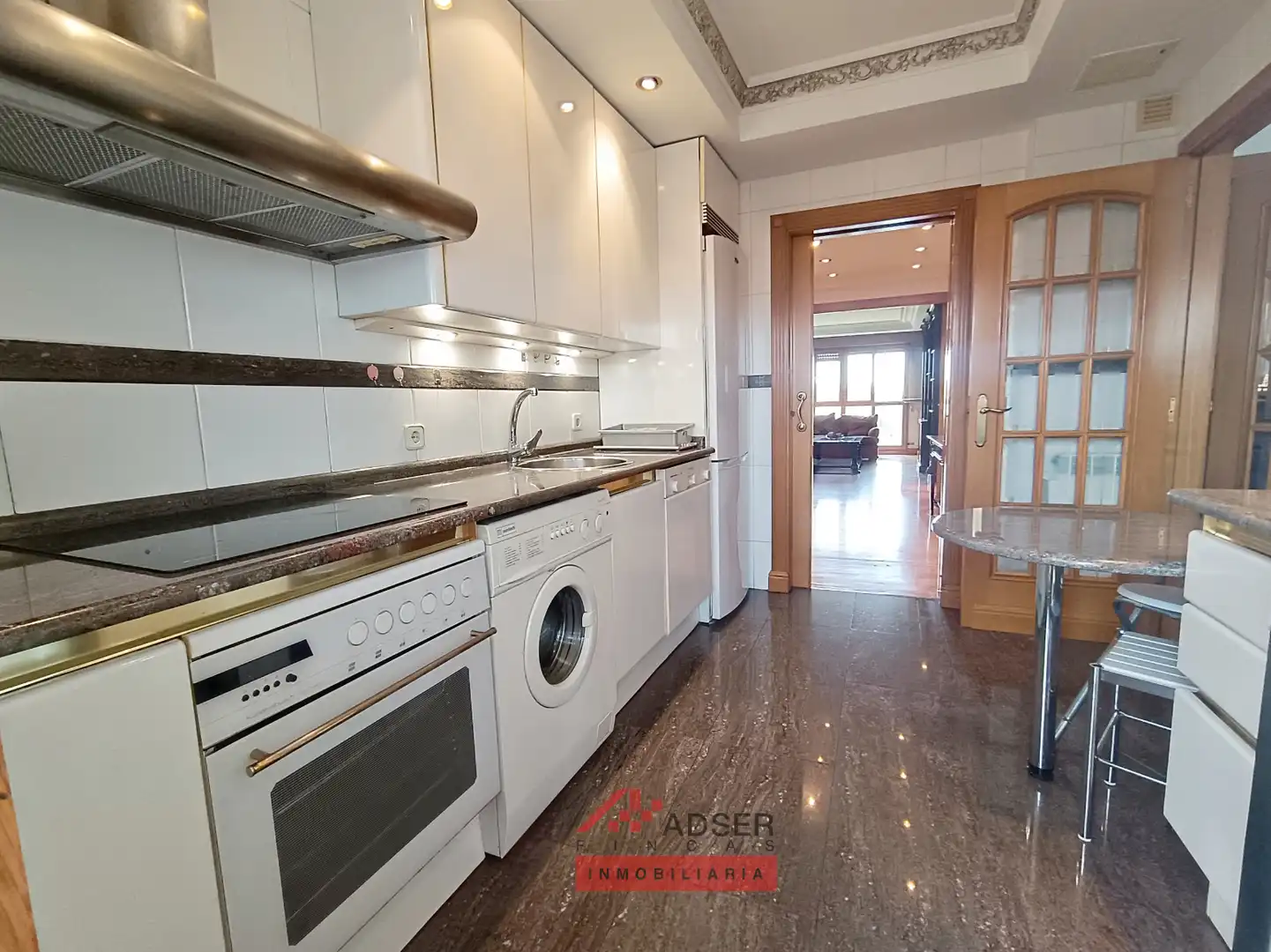 Cocina de Piso en venta en  Logroño con Calefacción, Parquet y Terraza