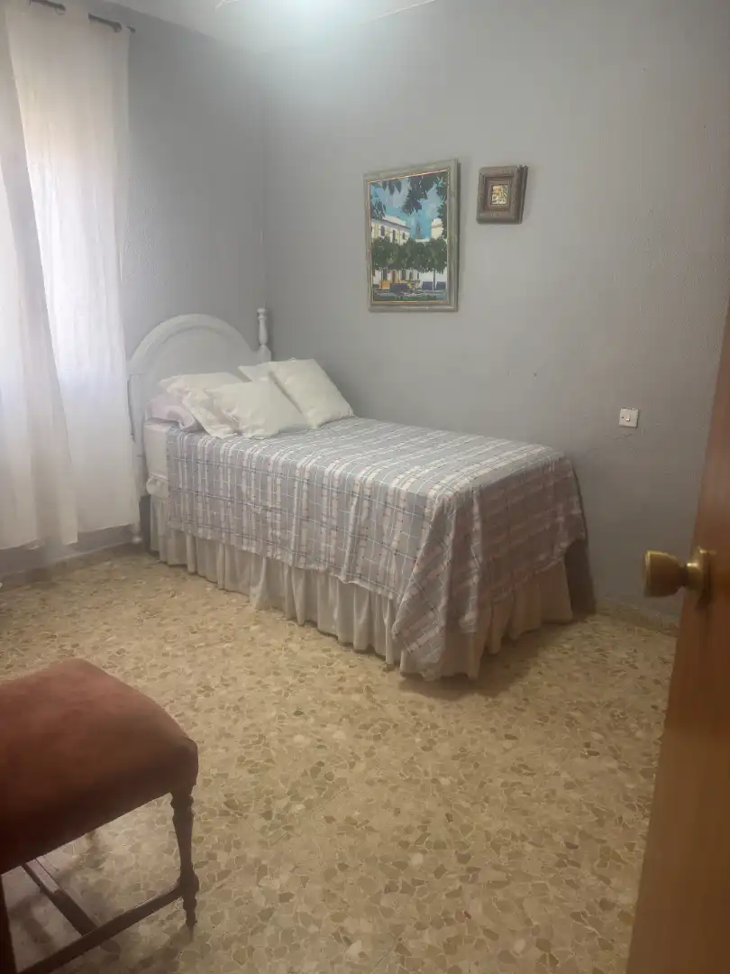 Bedroom of Flat for sale in Sevilla  with Air Conditioner, Terrace and Storage room