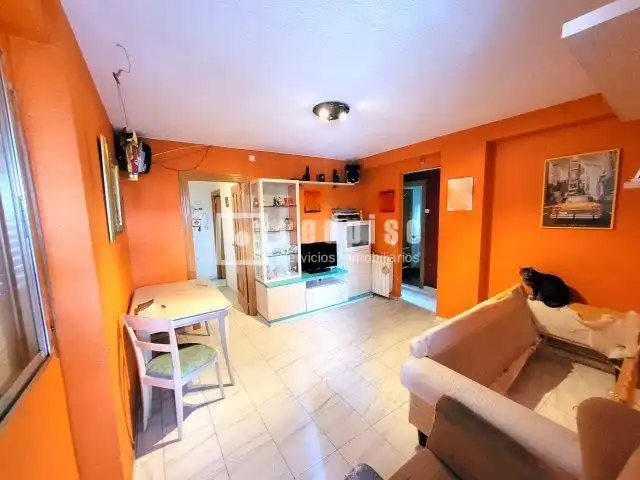 Bedroom of Flat for sale in Madrid  with Air Conditioner and Heating