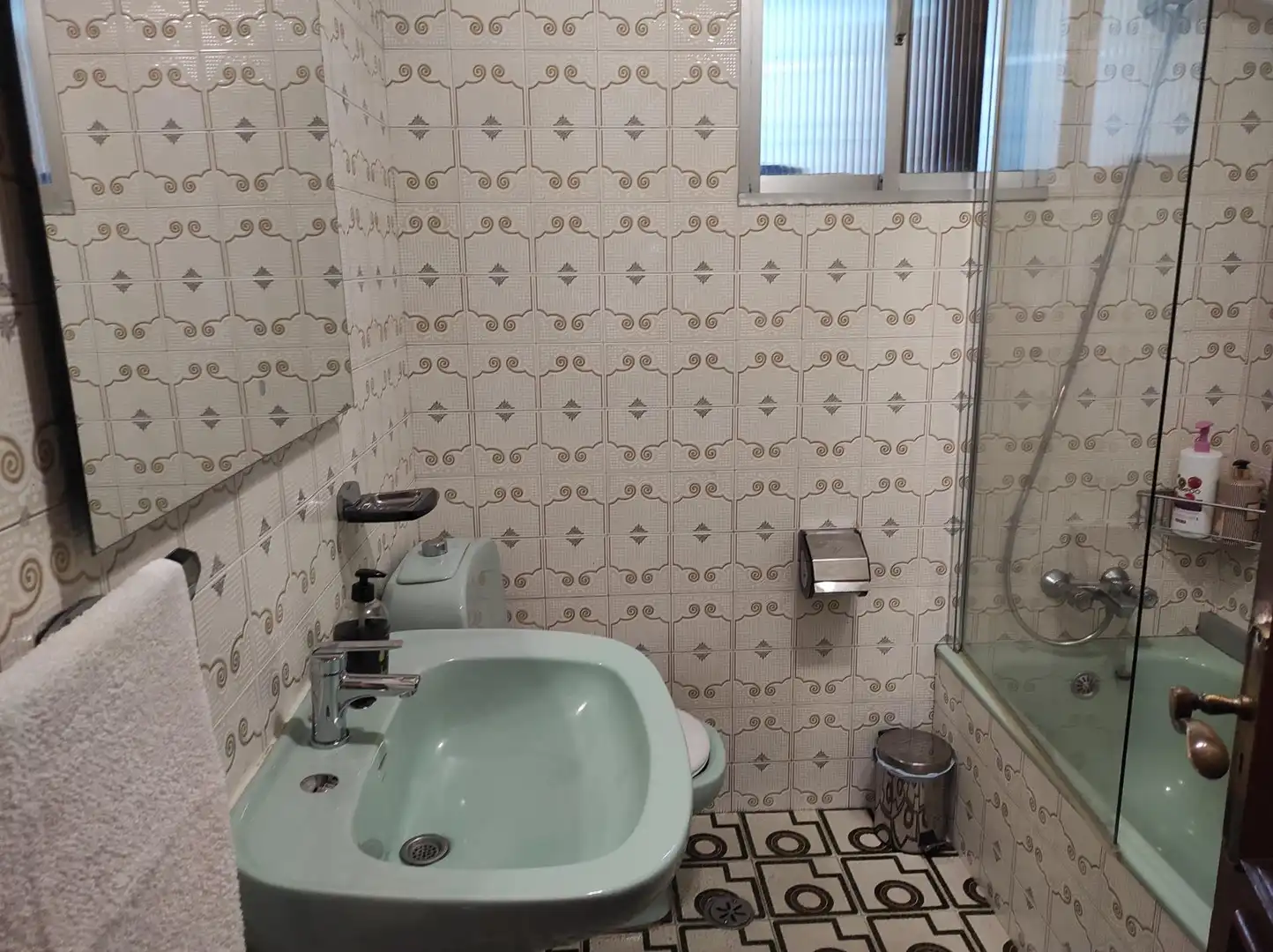 Wohnung zur Miete in Avenida LUGO, Ensanche - Sar