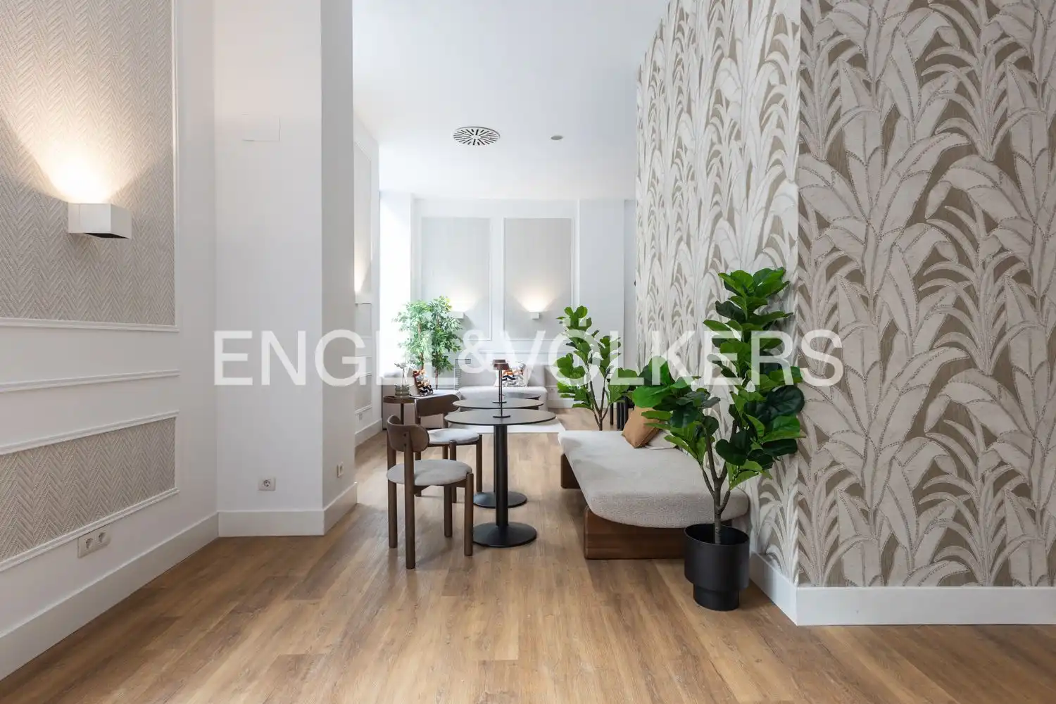 Sala de estar de Piso de alquiler en Valencia con Aire acondicionado, Calefacción y Jardín privado