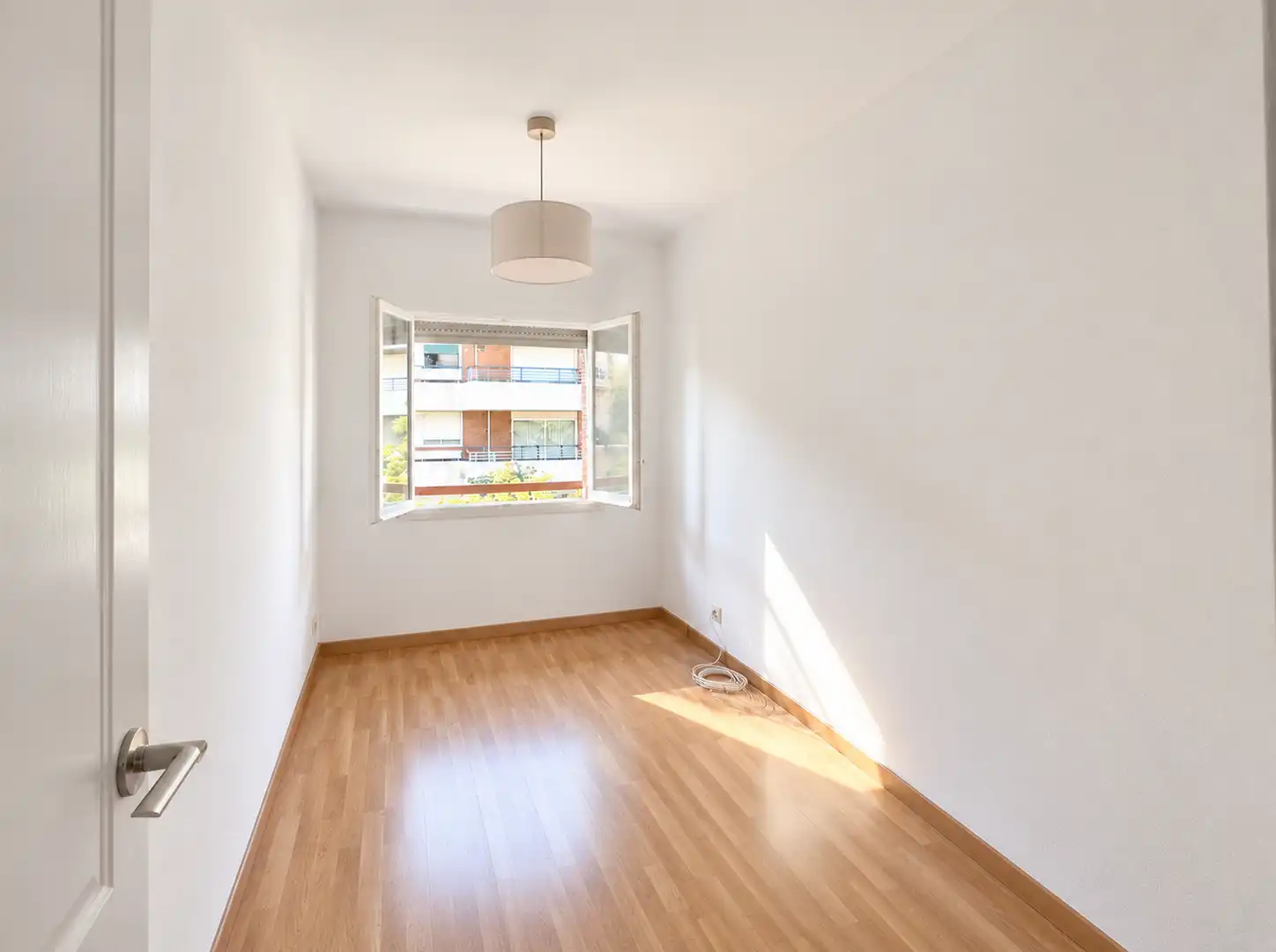 Flat with terrace for sale in Carrer de Mallorca, imagen 3