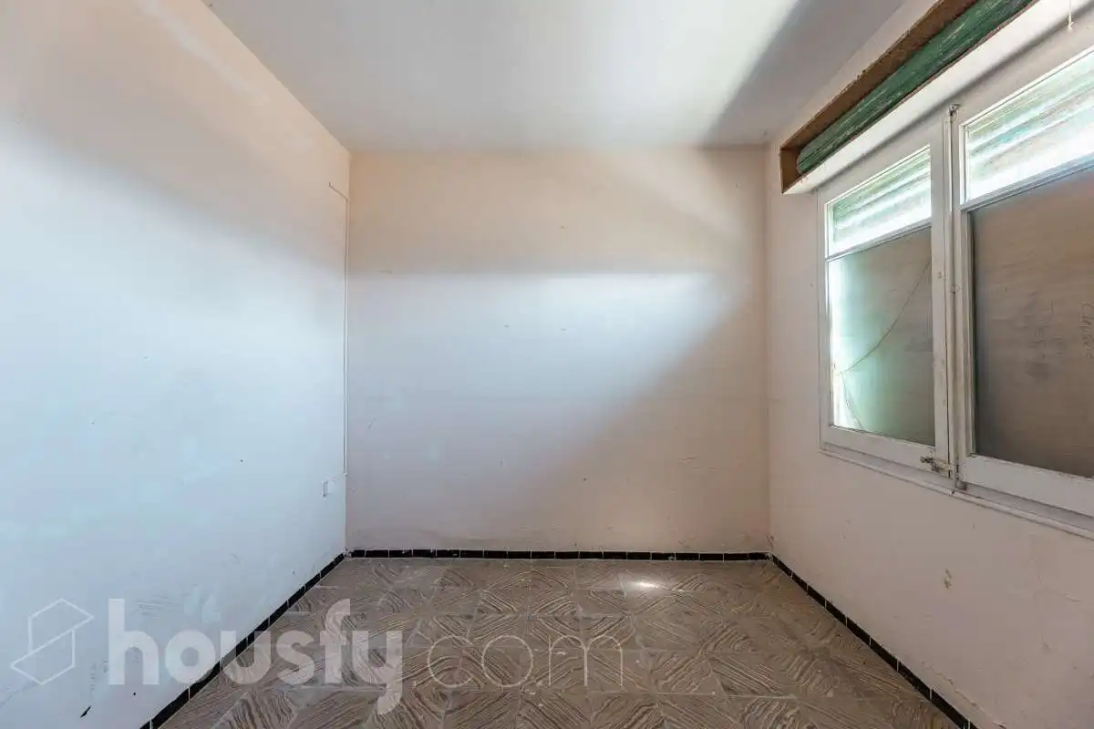 Schlafzimmer von Haus oder Chalet zum Verkauf in Torrelavit mit Privatgarten, Terrasse und Balkon