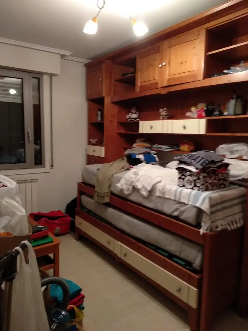 Habitación de Piso en venta en Meruelo con Calefacción, Terraza y Amueblado