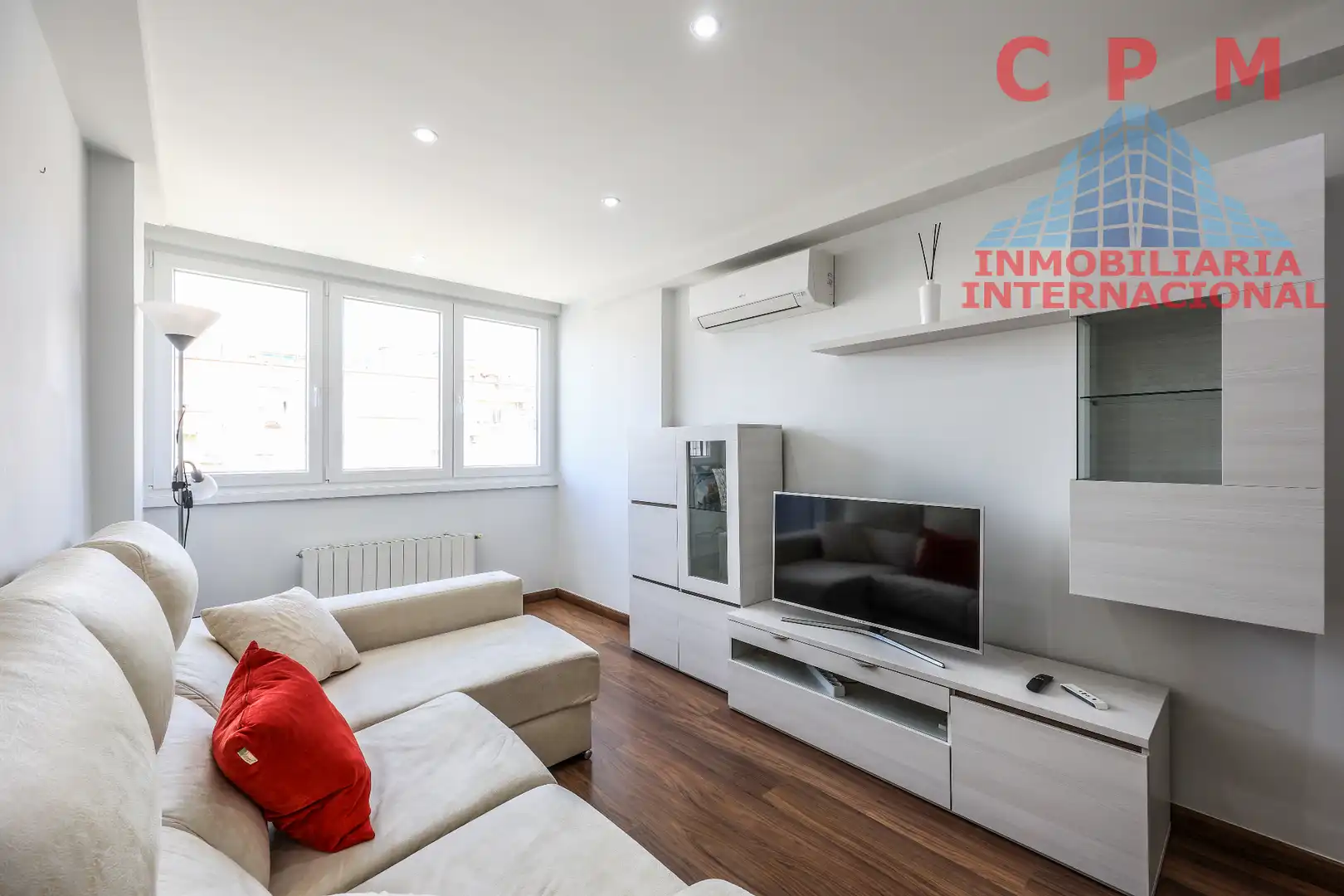 Sala de estar de Piso de alquiler en  Madrid Capital con Aire acondicionado, Calefacción y Parquet