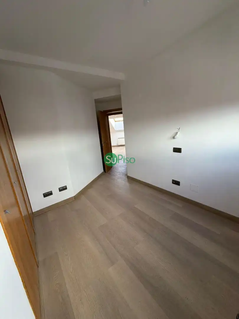 Schlafzimmer von Wohnung zum Verkauf in Yeles mit Heizung und Abstellraum