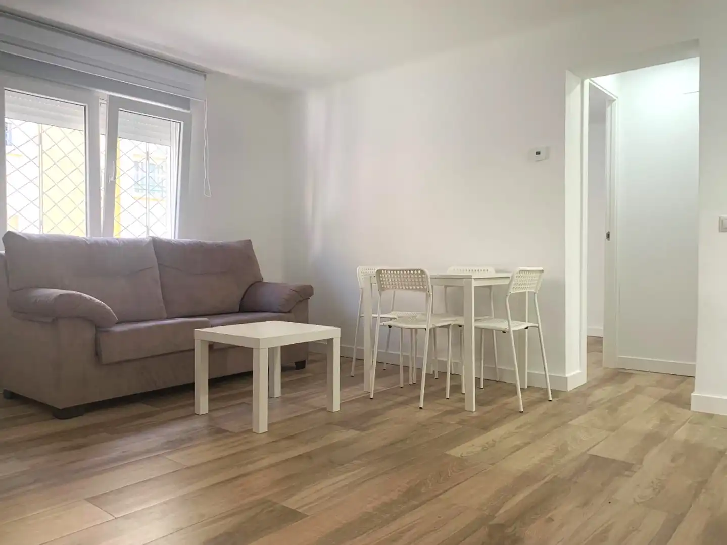 Sala d'estar de Pis en venda en Ávila Capital amb Calefacció, Moblat i Forn