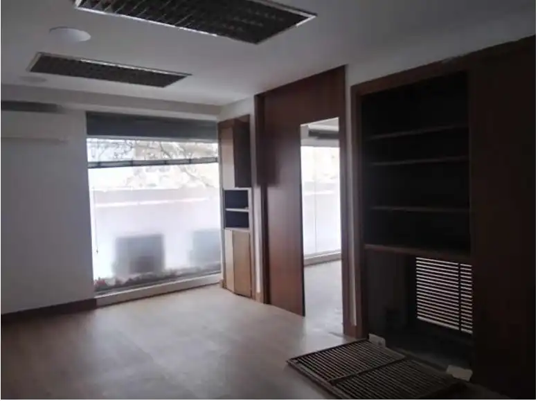Commercial properties for sale in Madrid