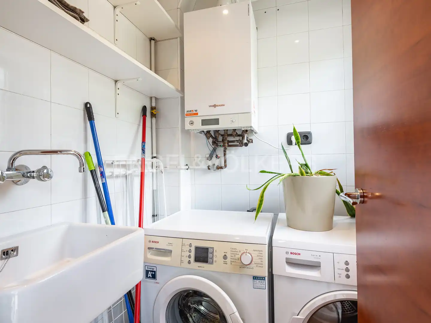 Cuina de Dúplex en venda en Barcelona amb Aire condicionat, Calefacció i Parquet