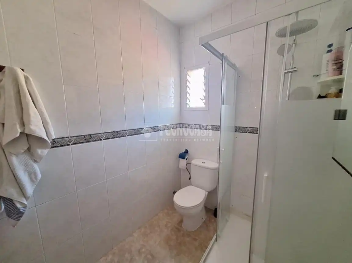 Bathroom of Flat for sale in Sevilla