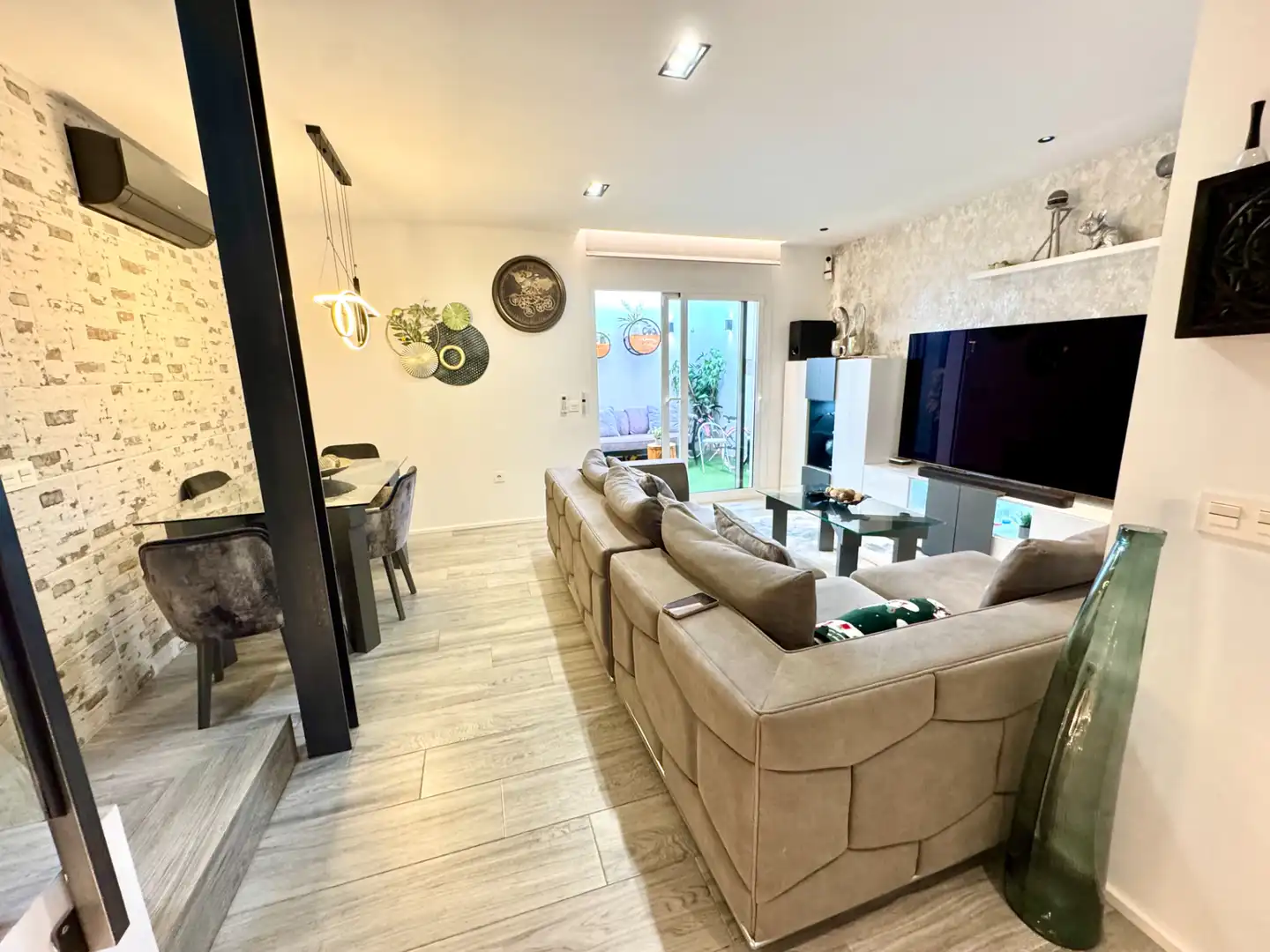 Sala de estar de Casa adosada en venta en Arrecife con Aire acondicionado, Terraza y Amueblado