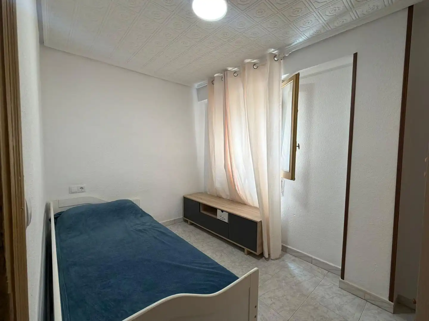 Habitación de Apartamento en venta en Almoradí con Terraza, Amueblado y Balcón