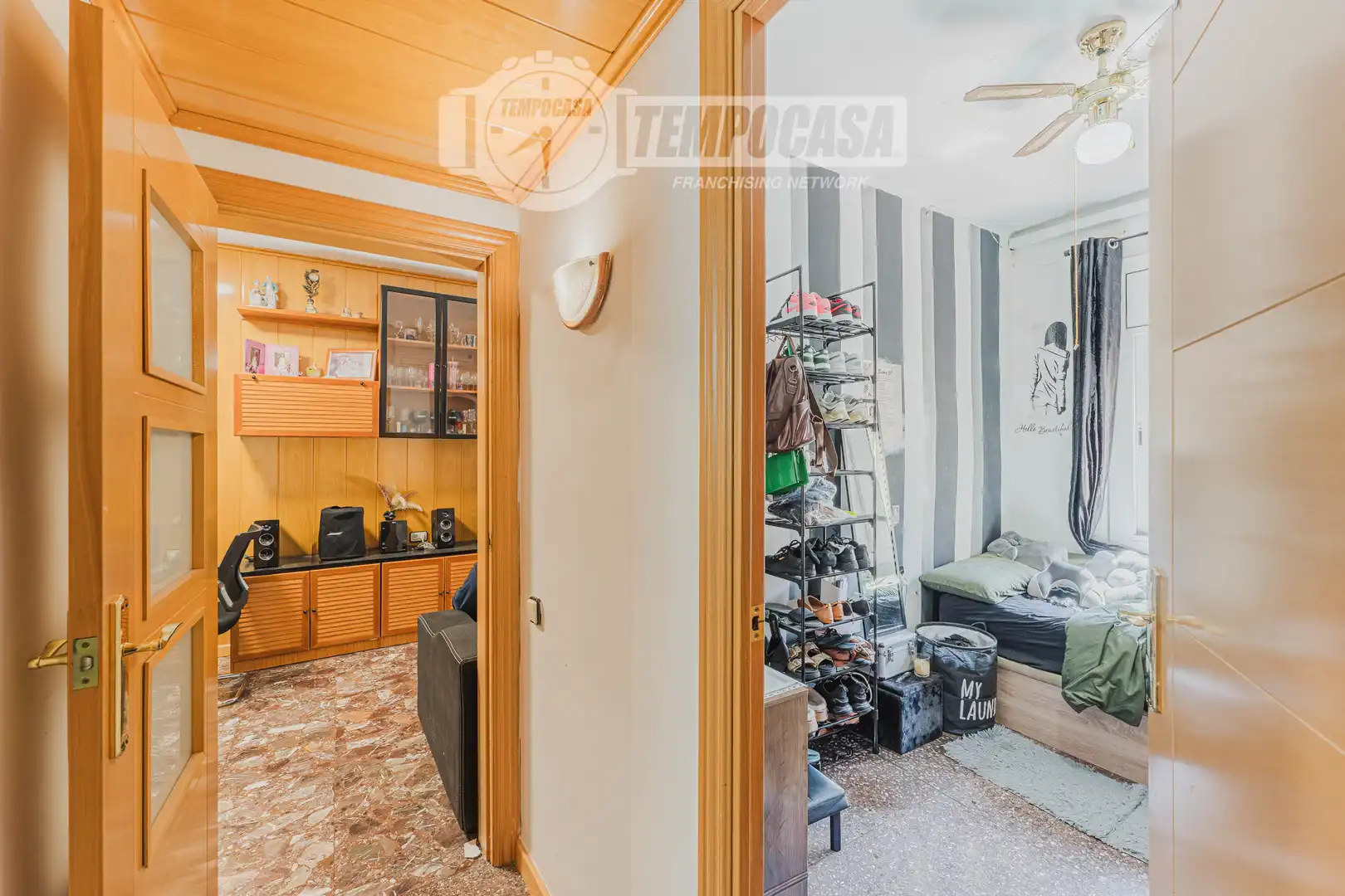 Flat for sale in Barcelona  with Air Conditioner, Heating and Balcony