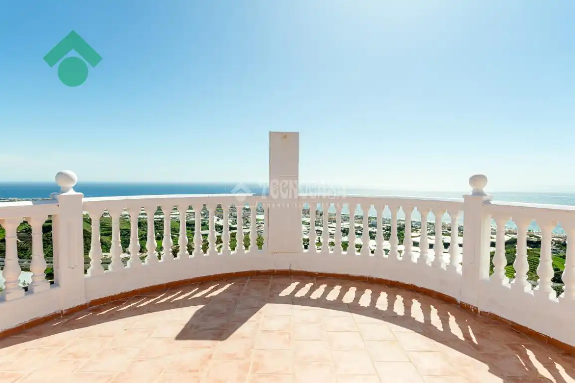 Terraza de Finca rústica en venta en Vélez-Málaga con Jardín privado y Piscina