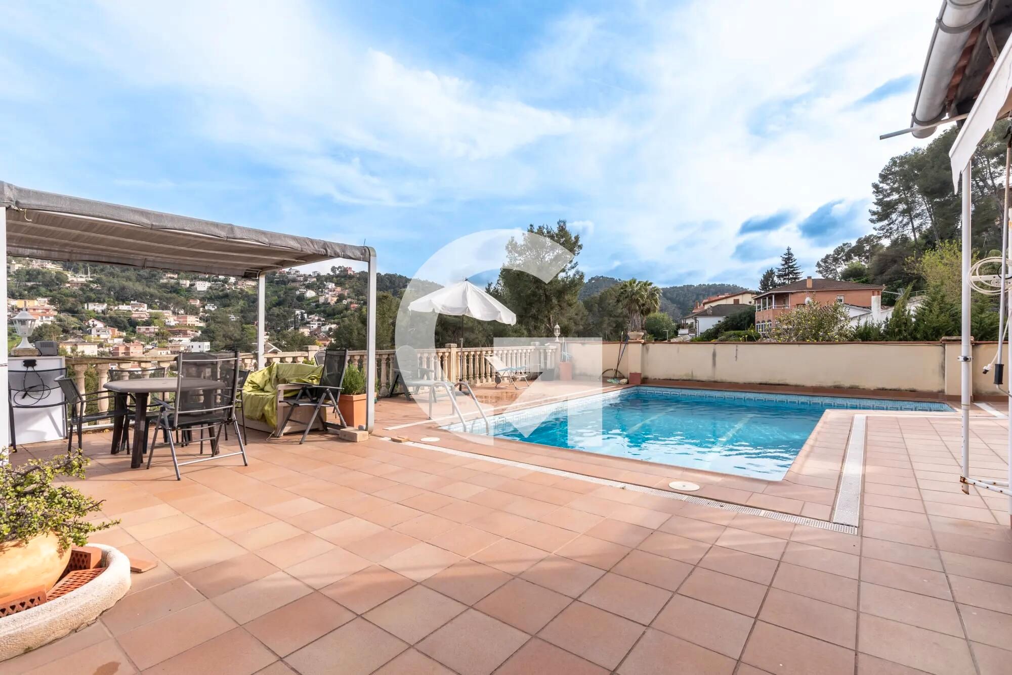 Swimming pool of House or chalet for sale in Cervelló  with Private garden, Terrace and Storage room