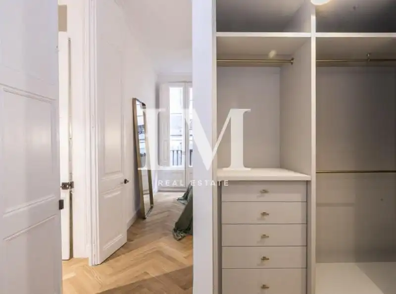 Apartments for rent in PLA PALAU, Sant Pere, Sta. Caterina i la Ribera