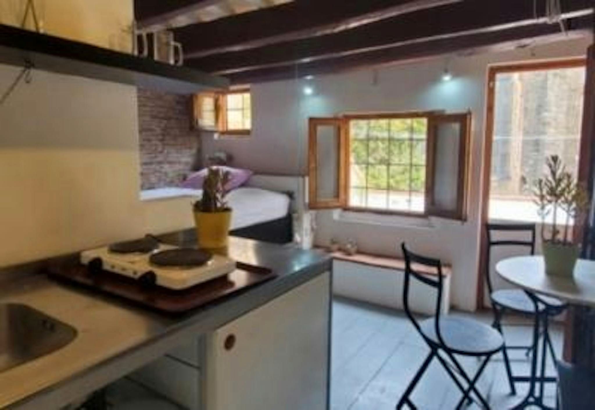 Cuina de Pis de lloguer en  Barcelona Capital amb Jardí privat, Rentadora i Balcó