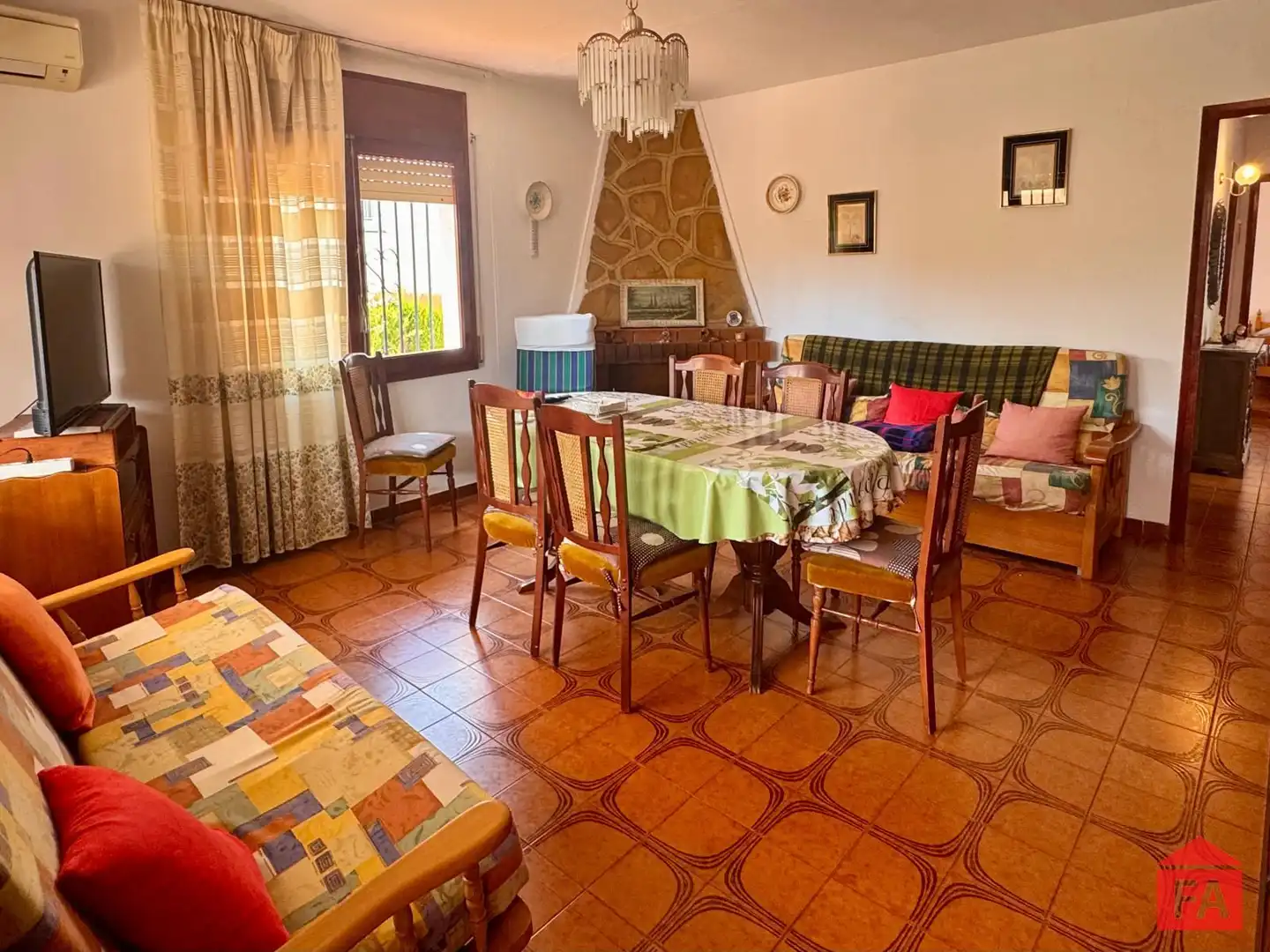 Comedor de Casa o chalet en venta en El Vendrell con Aire acondicionado, Calefacción y Jardín privado