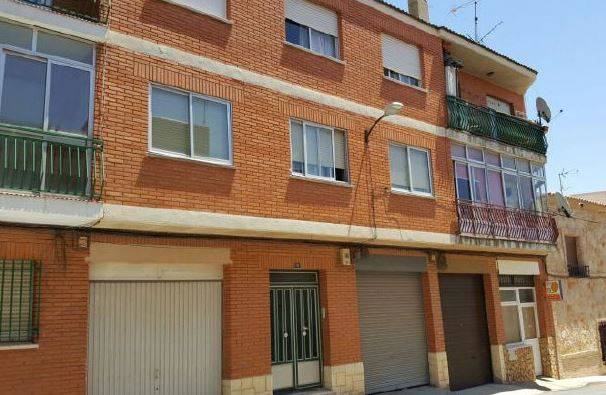 Piso en Venta en C/ Elena Gonzalez  en Las Pedroñeras