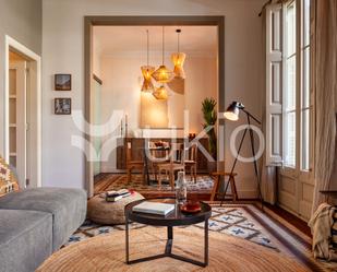 Living room of Apartment to rent in  Madrid Capital  with Air Conditioner, Furnished and Oven