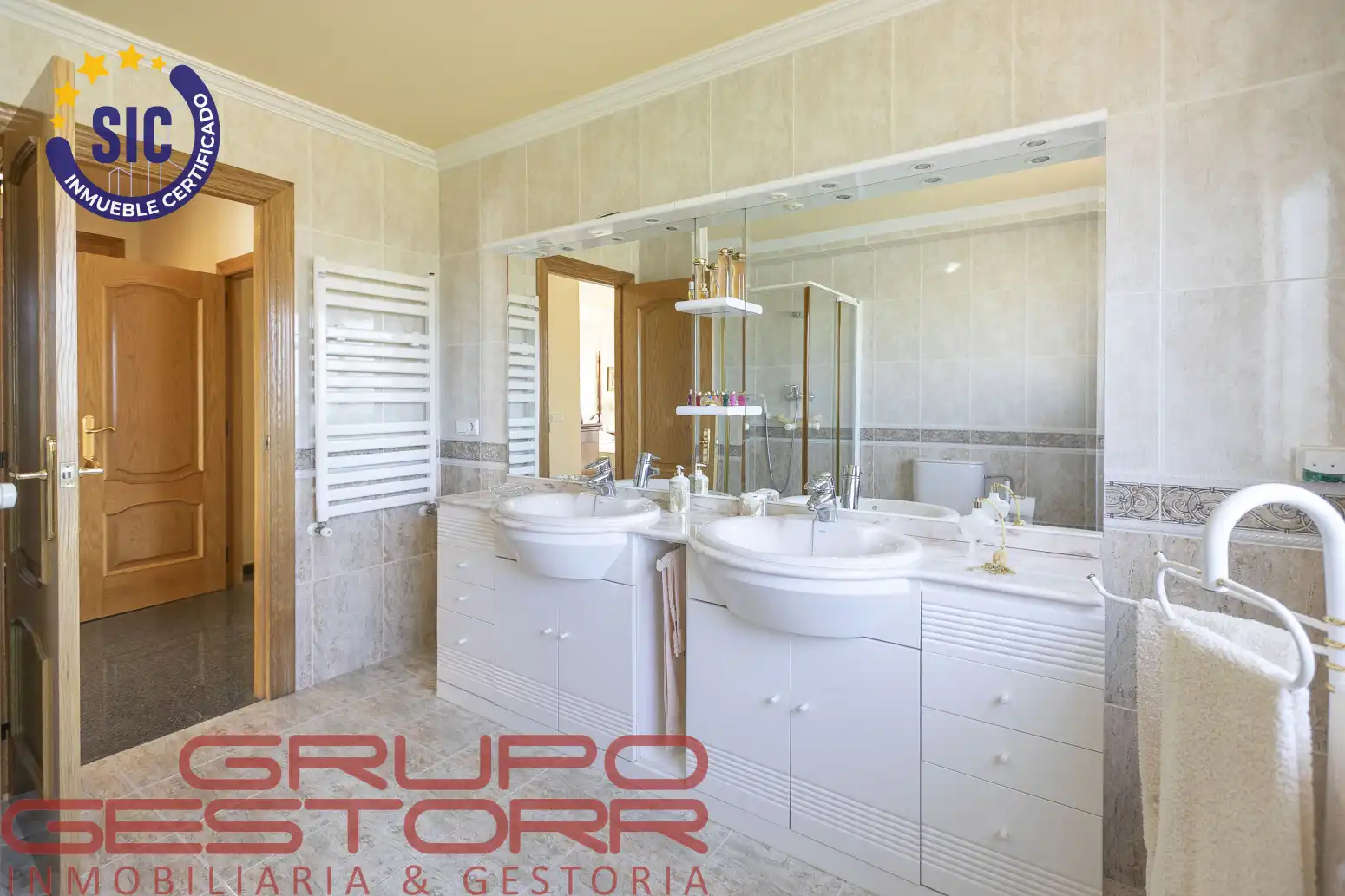 Baño de Casa o chalet en venta en Valencia con Aire acondicionado, Calefacción y Jardín privado