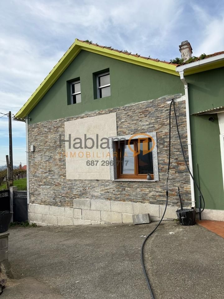 Exterior view of House or chalet for sale in Vilanova de Arousa  with Heating, Private garden and Storage room