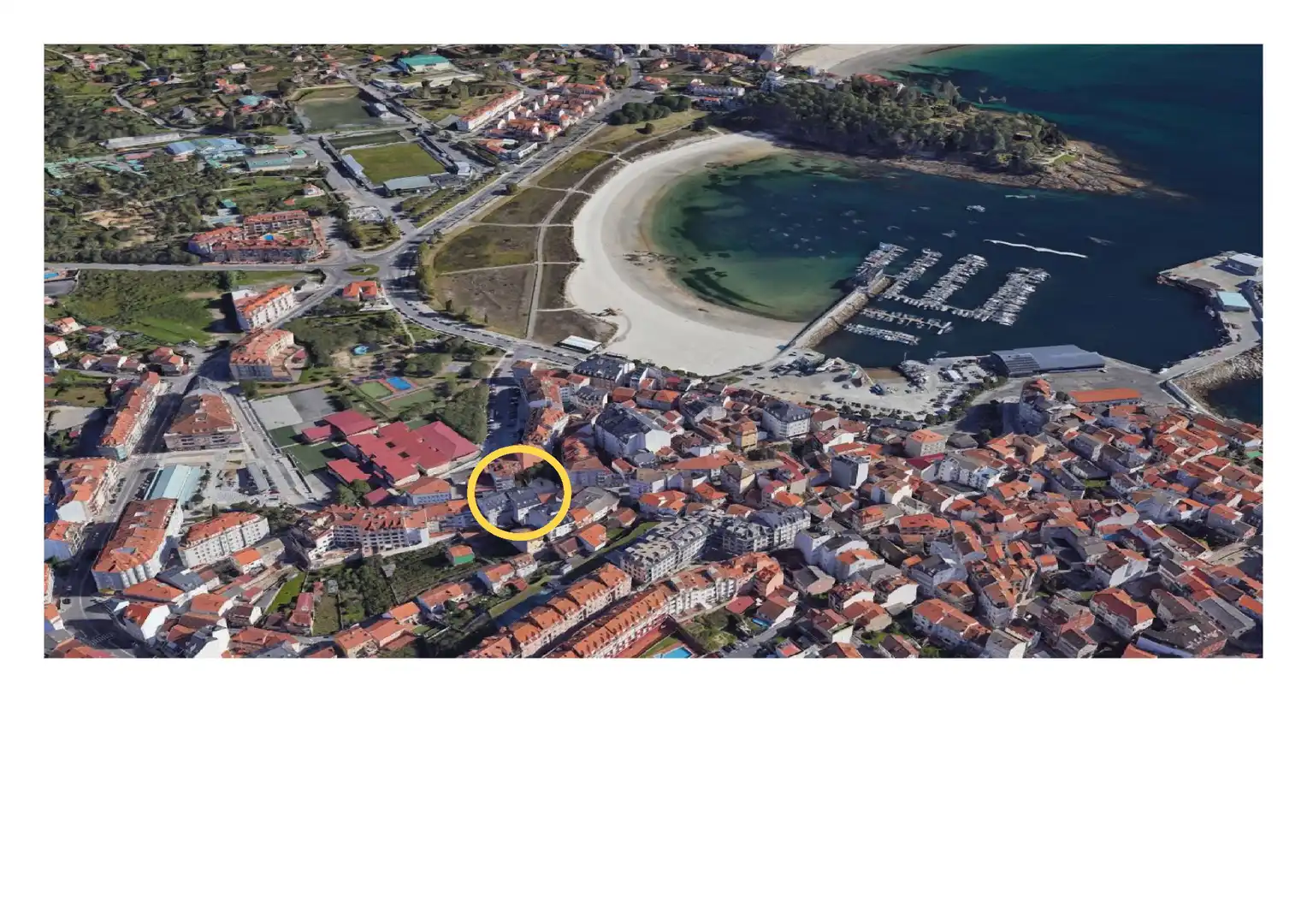 Exterior view of Flat for rent in Sanxenxo  with Heating, Parquet flooring and Furnished