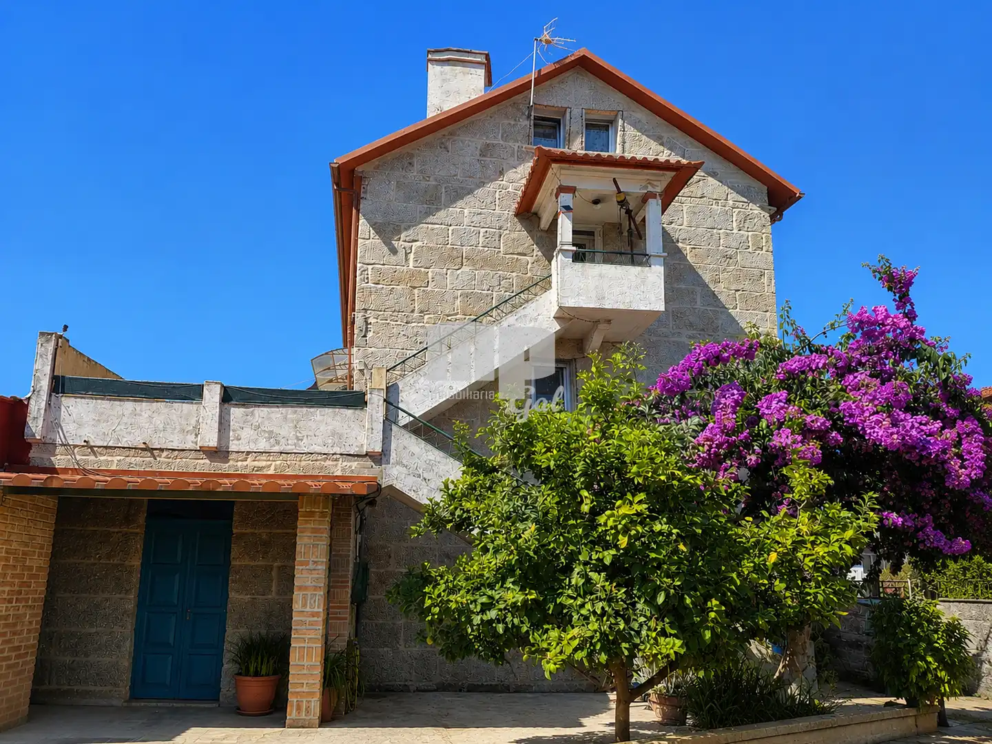 Exterior view of Houses for sale in Comesaña - Matamá